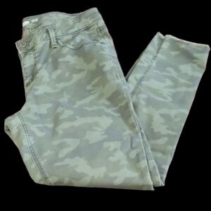Old Navy Rockstar Super Skinny Women's Camouflage Jeans